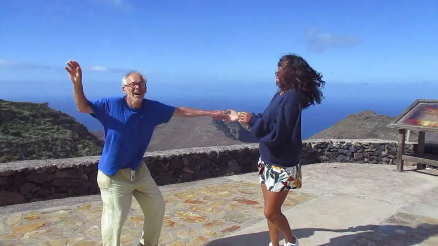 Salsa tanzen, mitmachen bei Tanzkurs am Strand, La Gomera